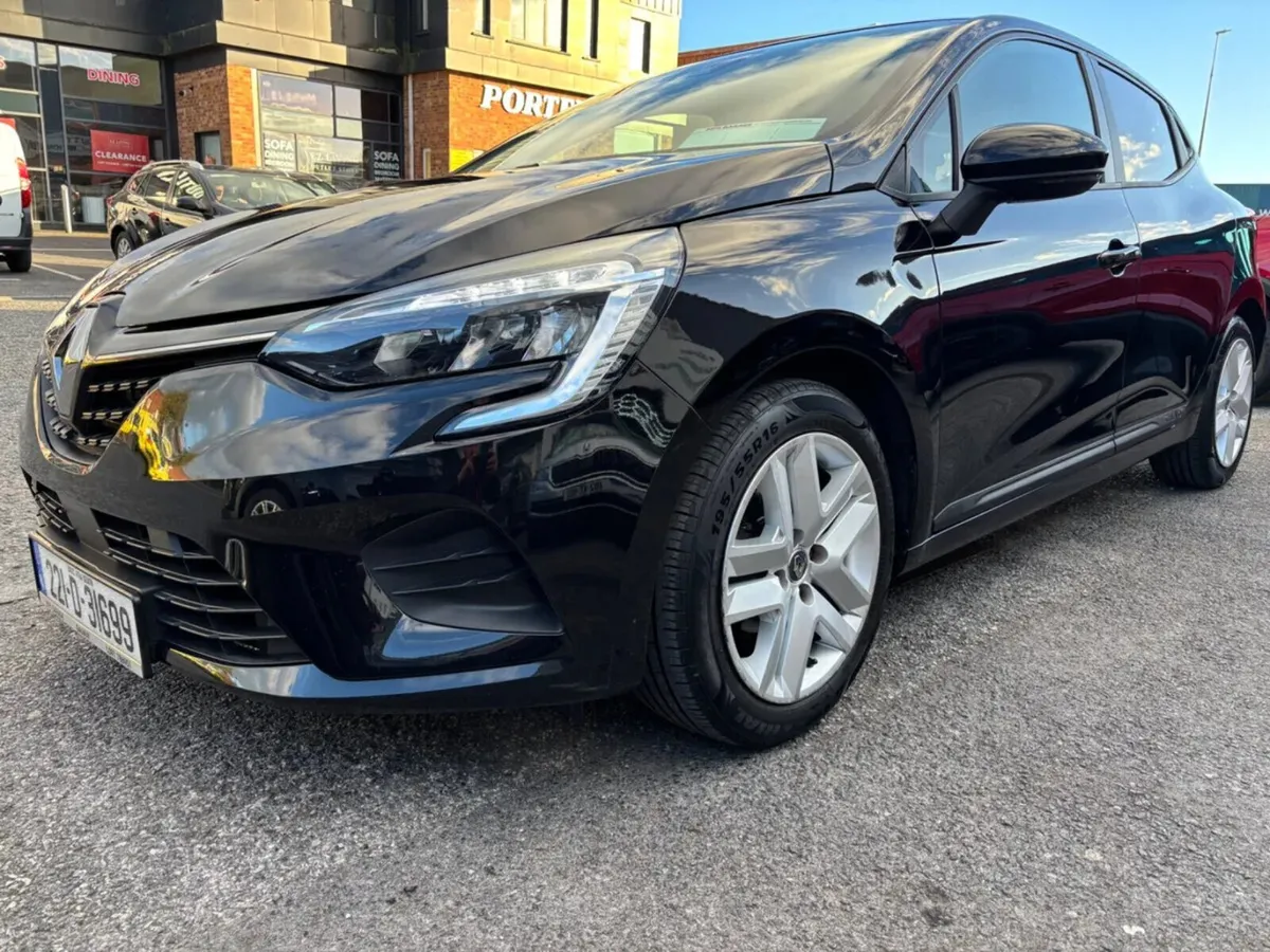 2022 Renault Clio Dinamique SCe65 - Image 3