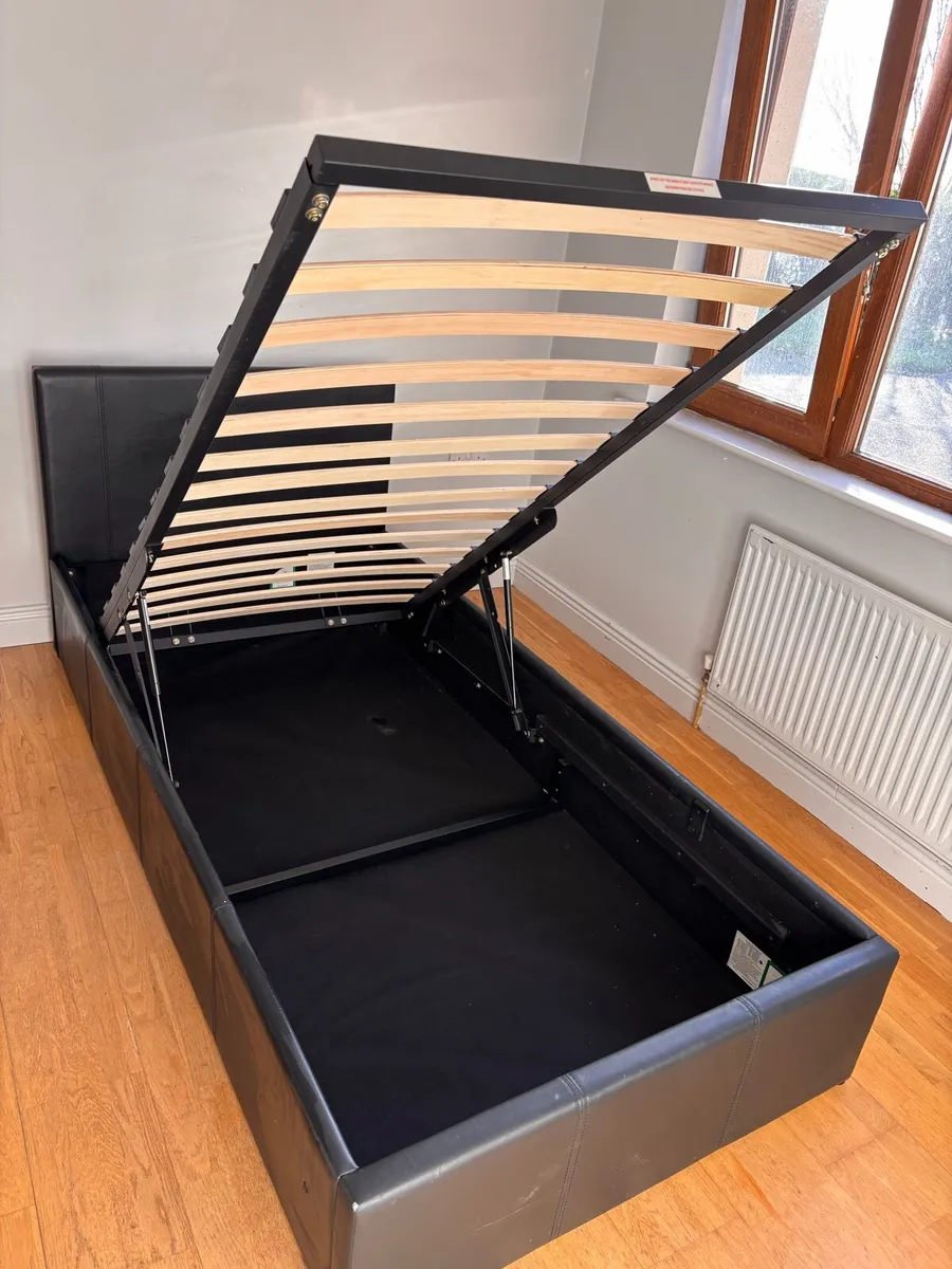 Single bed - Image 3