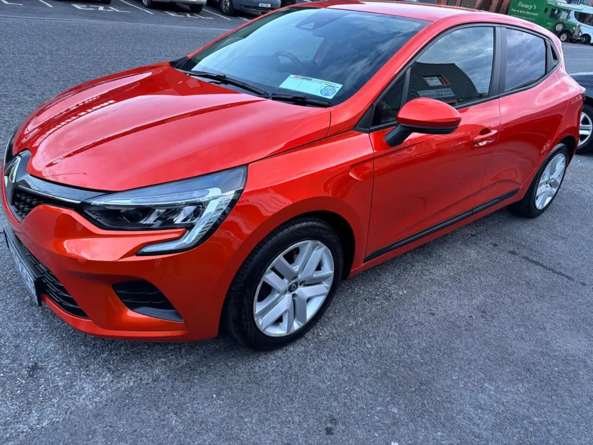 2022 Renault Clio Dinamique SCe65 - Image 3