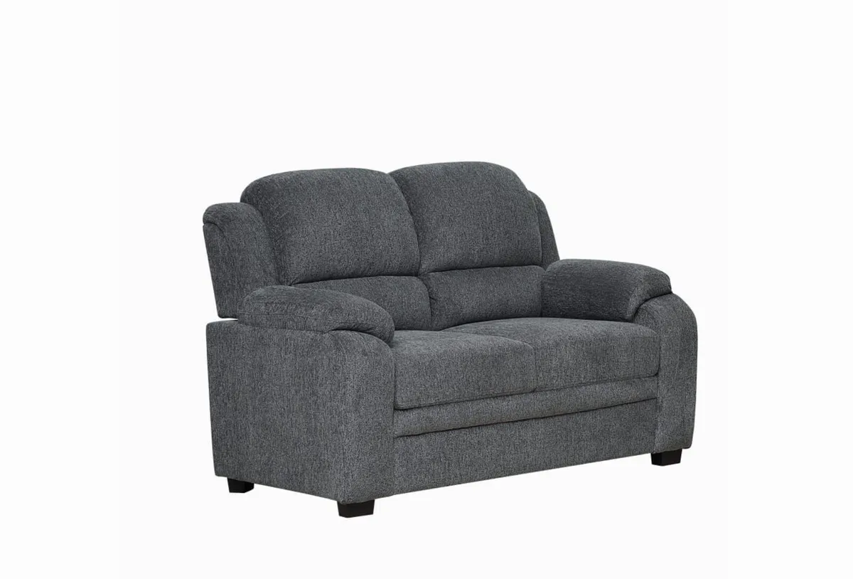 New 3+2 sofa - Image 4