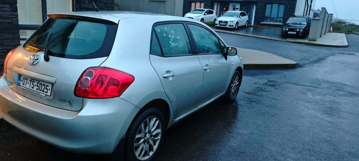 Toyota auris 1.4 petrol - Image 1