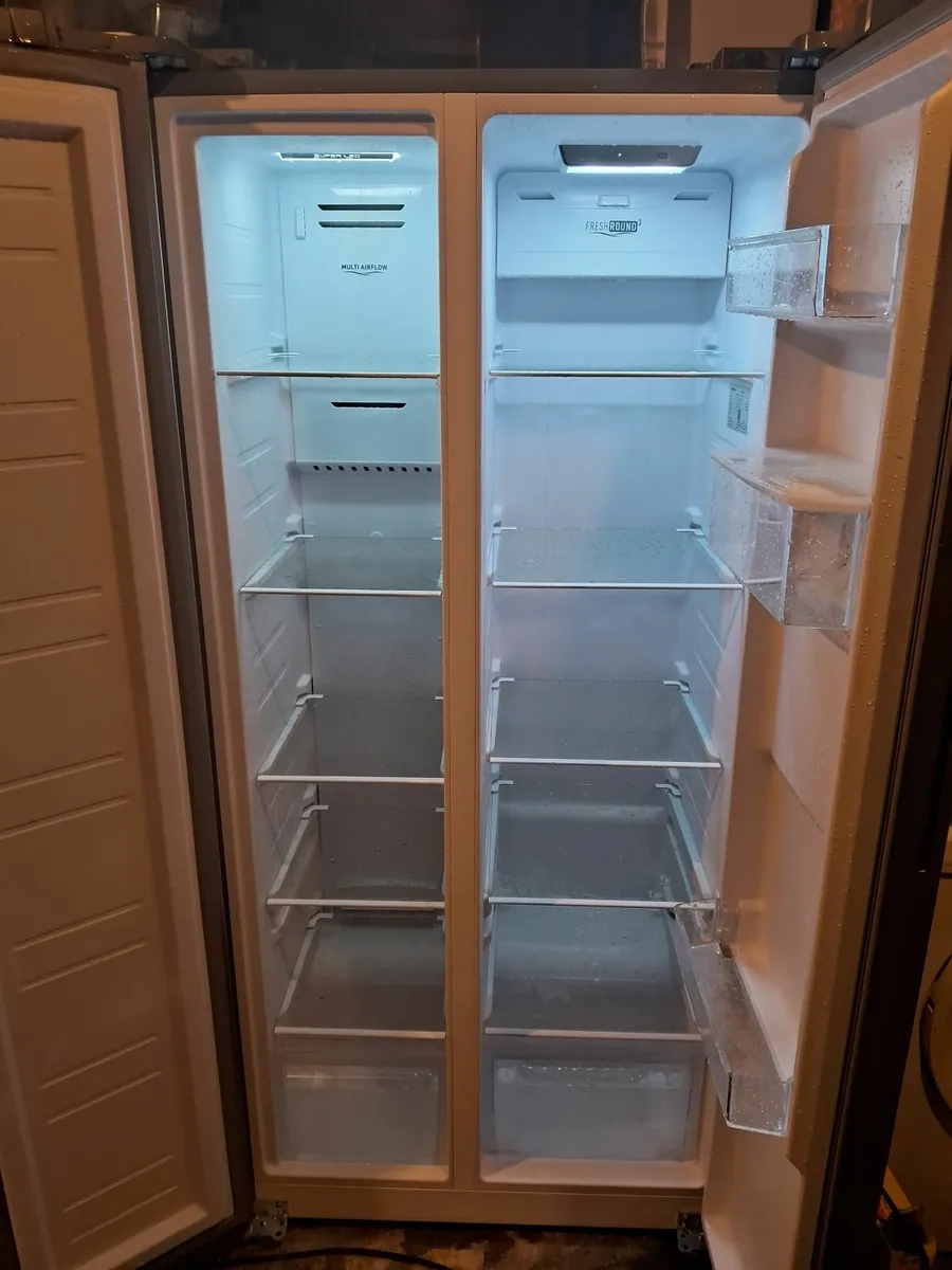BRAND NEW AMERICAN FRIDGE AND FREEZER - Image 3