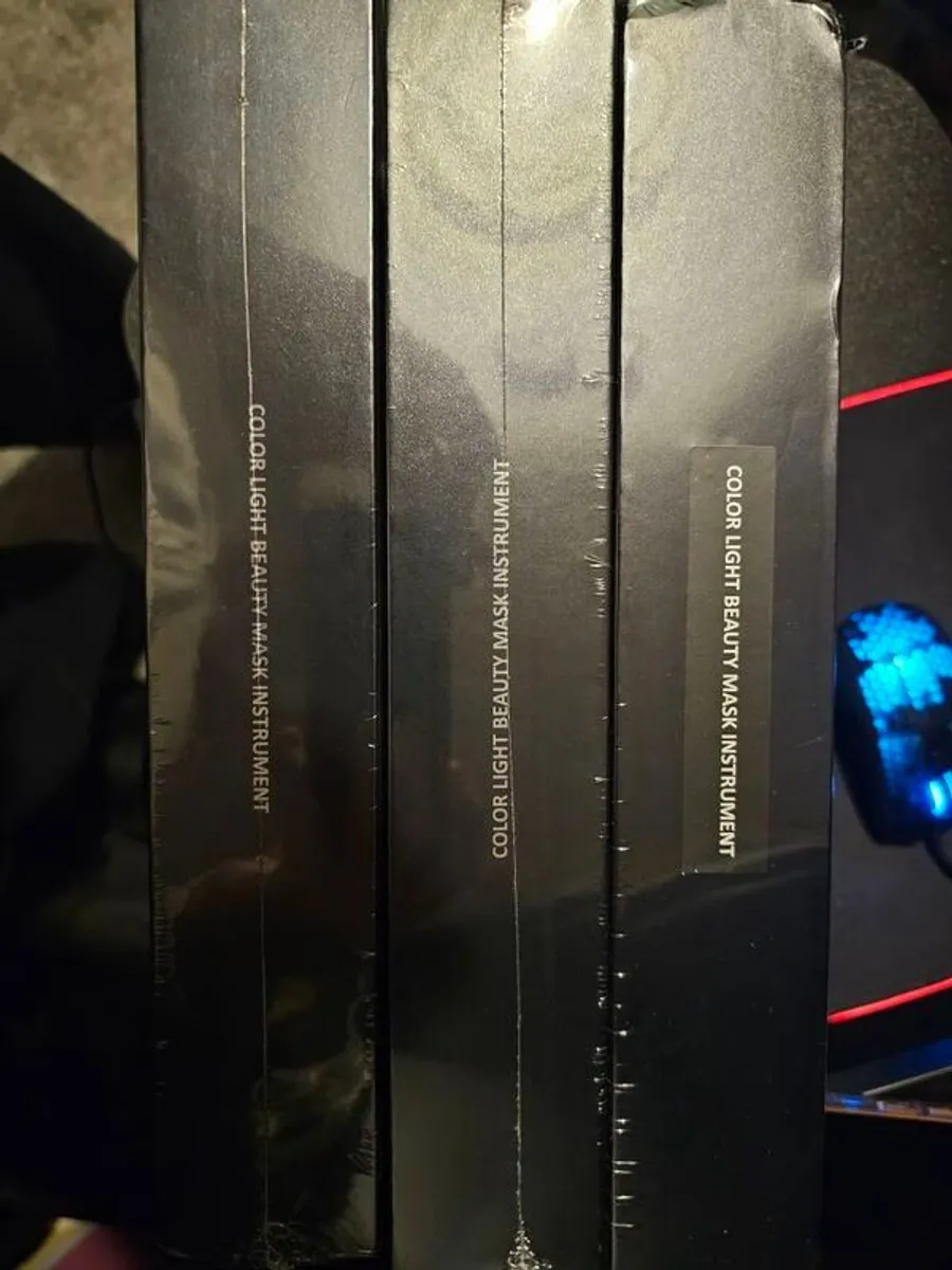 NuroDerma LED Facemasks - Image 3