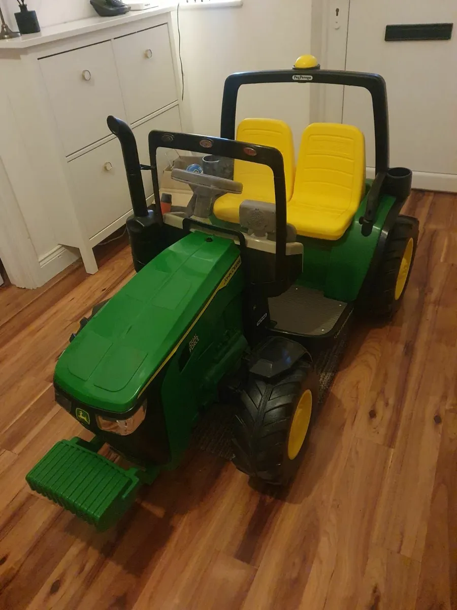 Peg-Perego John Deere Dual Force Electric Tractor - Image 1