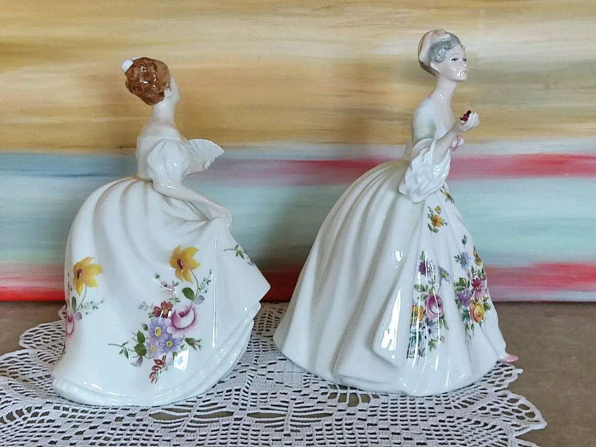 Royal Doulton Figurine Diana  and Marilyn Monroe - Image 4