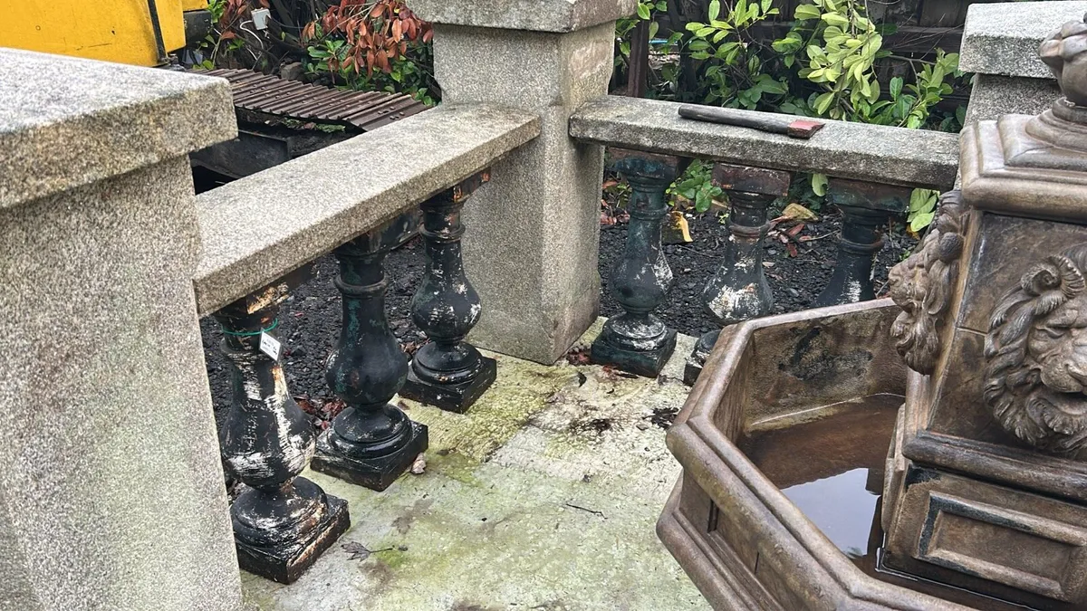 Granite balustade and wall capping - Image 4