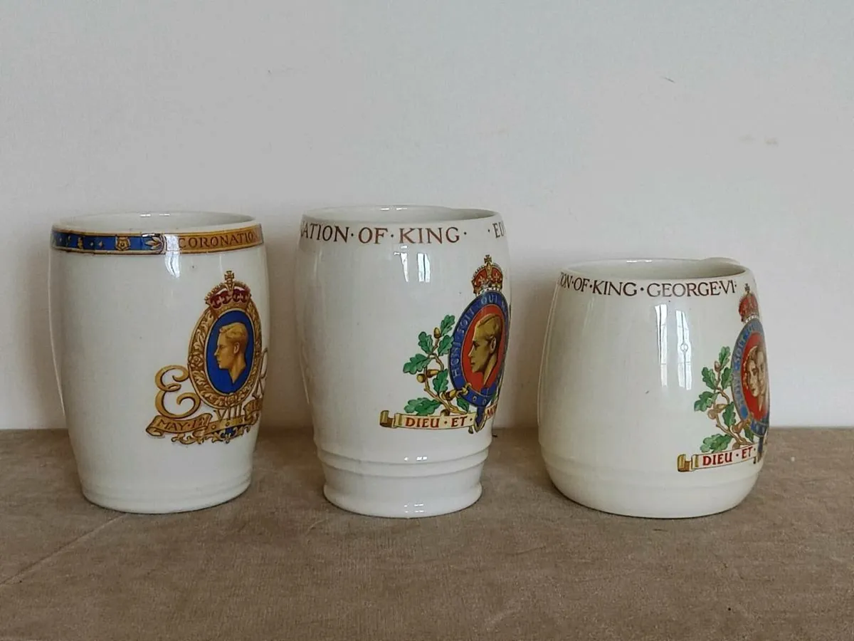 Staffordshire, 1937 Coronation mugs - Image 2