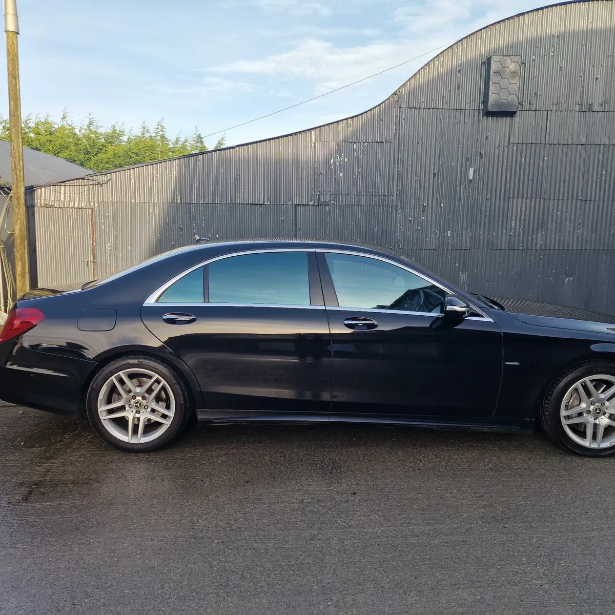 2016 Mercedes-Benz S-Class S500e - Image 2