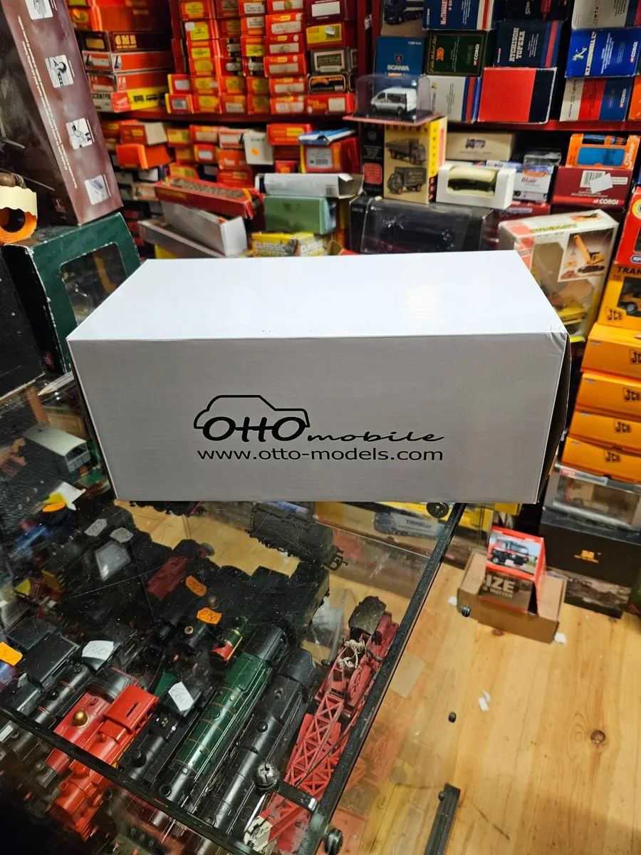 Corgi Otto Subaru Imprezza Rally 1.18 - Image 3