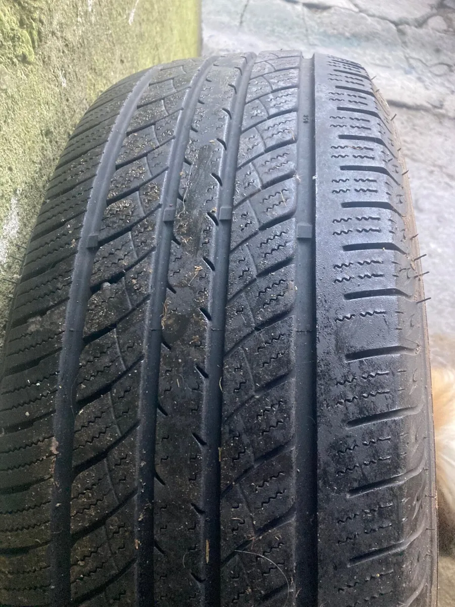 265/65R17 , 31X10.50R15LT, KO2’s  ,  255/70R15 - Image 3