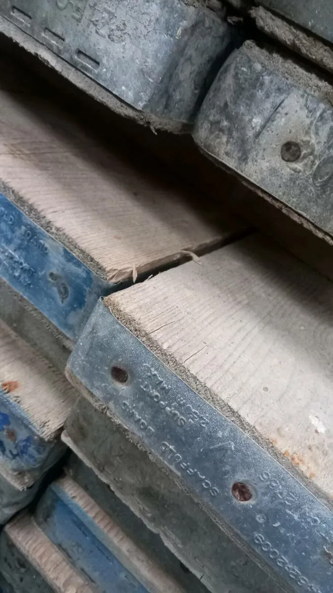 6ft slightly used scaffolding planks€10 - Image 3