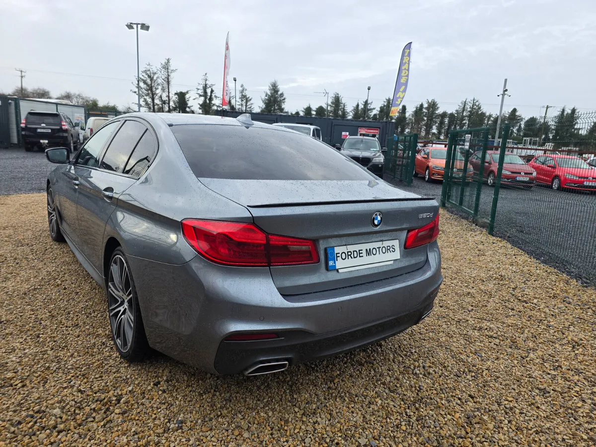 BMW 5-Series 2019 G30 M Sport - Image 3