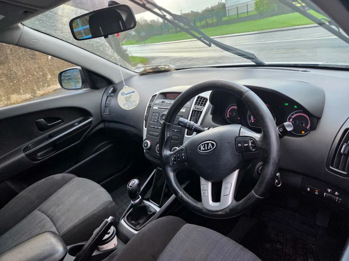 11 kia ceed estate diesel new test low miles - Image 4