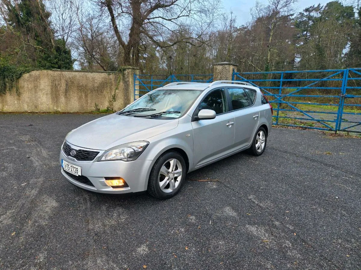 11 kia ceed estate diesel new test low miles - Image 1