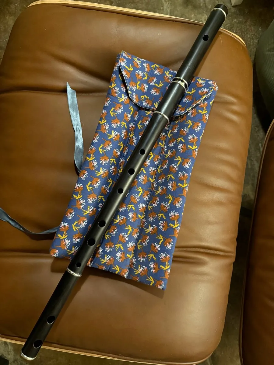 Geert Lejeune Standard model keyless flute in D - Image 1