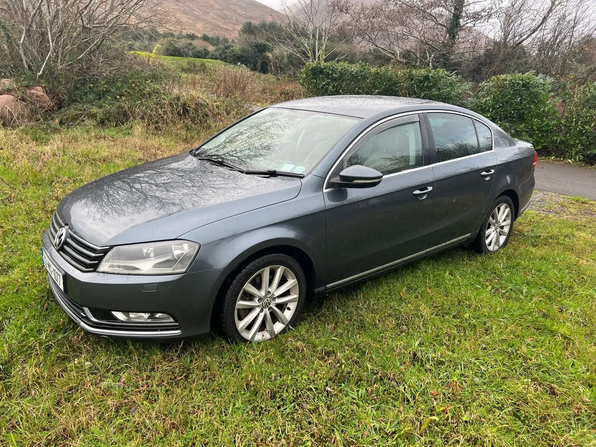 Volkswagen Passat 2012 - Image 3