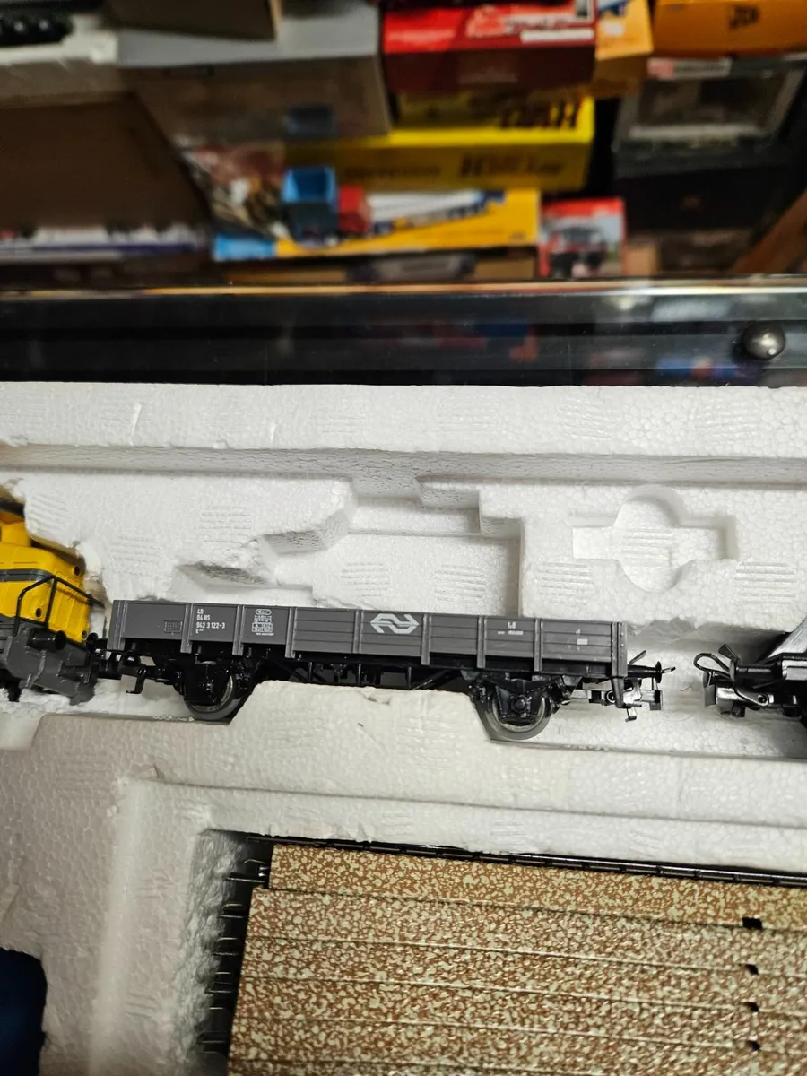 Hornby Marklin HO Scale Train Set - Image 2