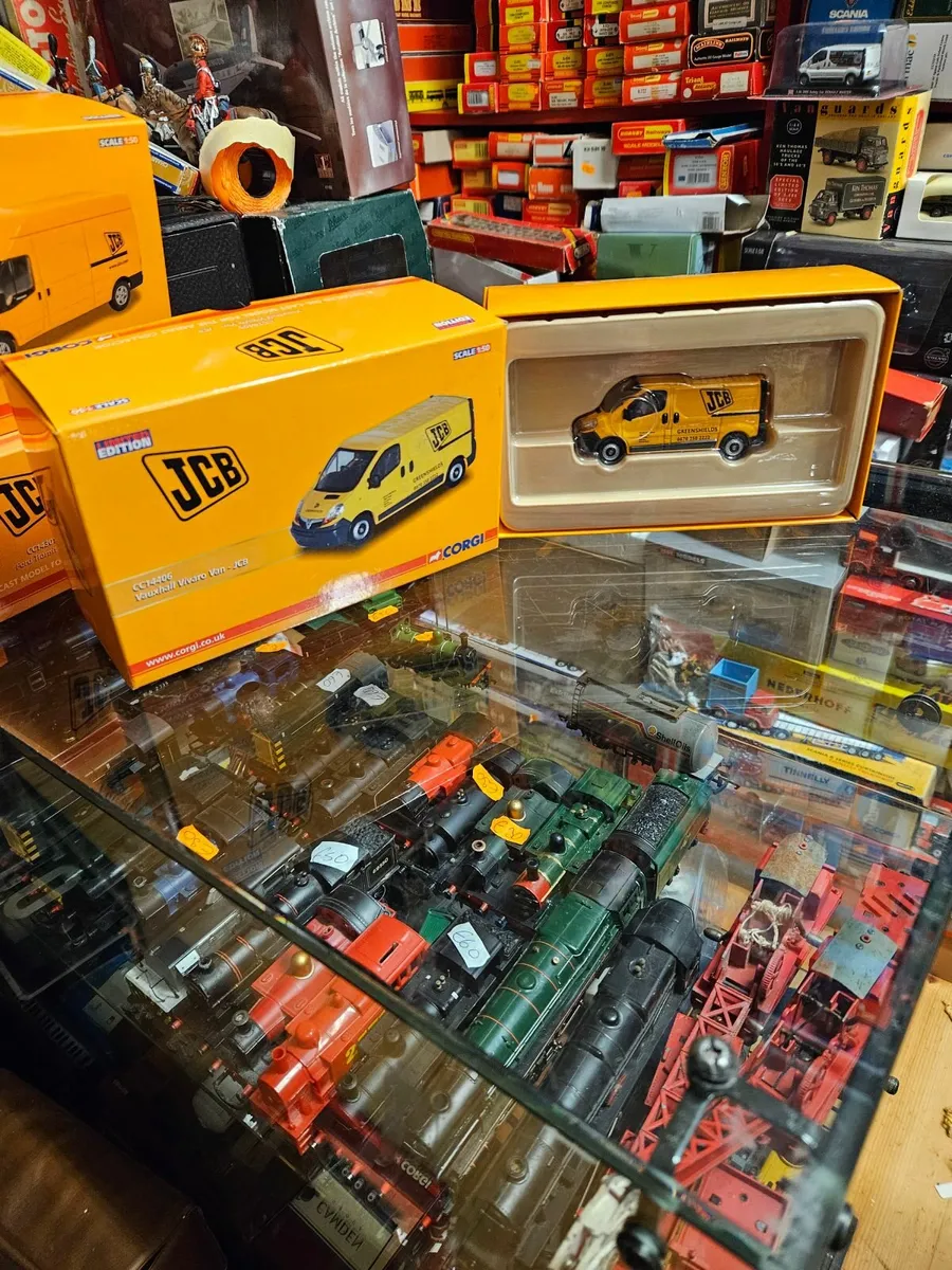 Corgi JCB Vauxhall Vivaro Van 1.50 - Image 1