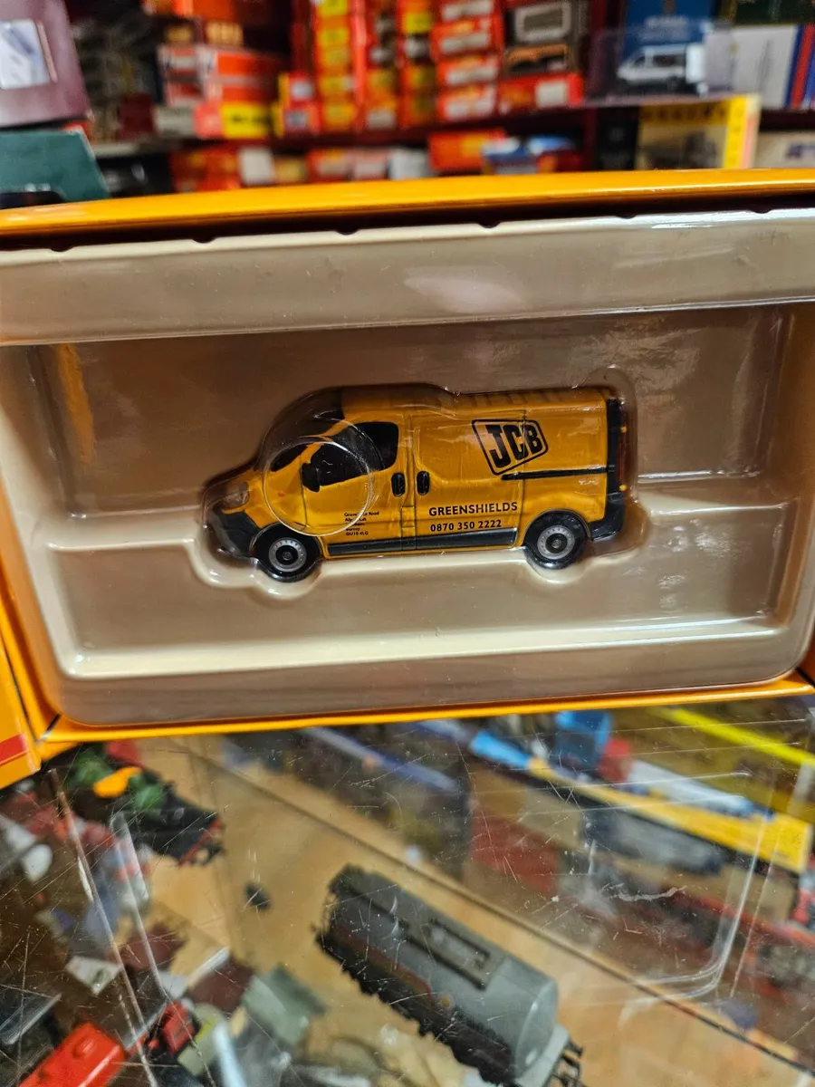 Corgi JCB Vauxhall Vivaro Van 1.50 - Image 3