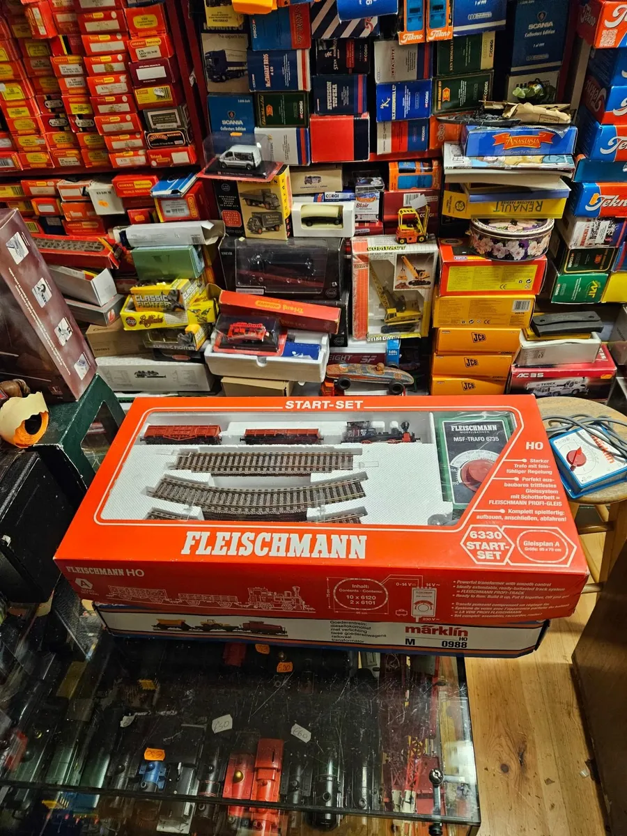 Hornby Fleishmann HO Scale Train Set - Image 1