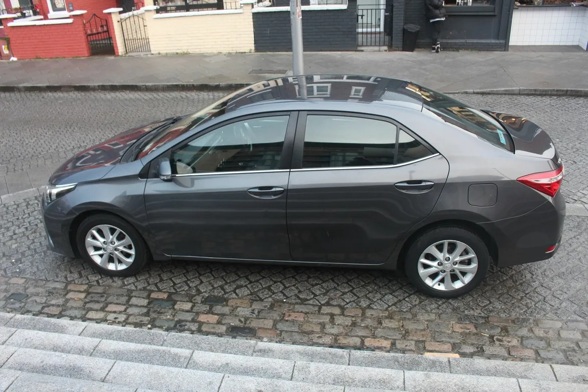 Toyota Corolla 2015 1.4D4D Luna - Image 1