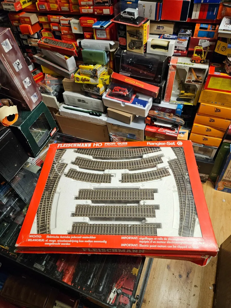 Hornby Fleishmann HO Scale Track Pack - Image 1