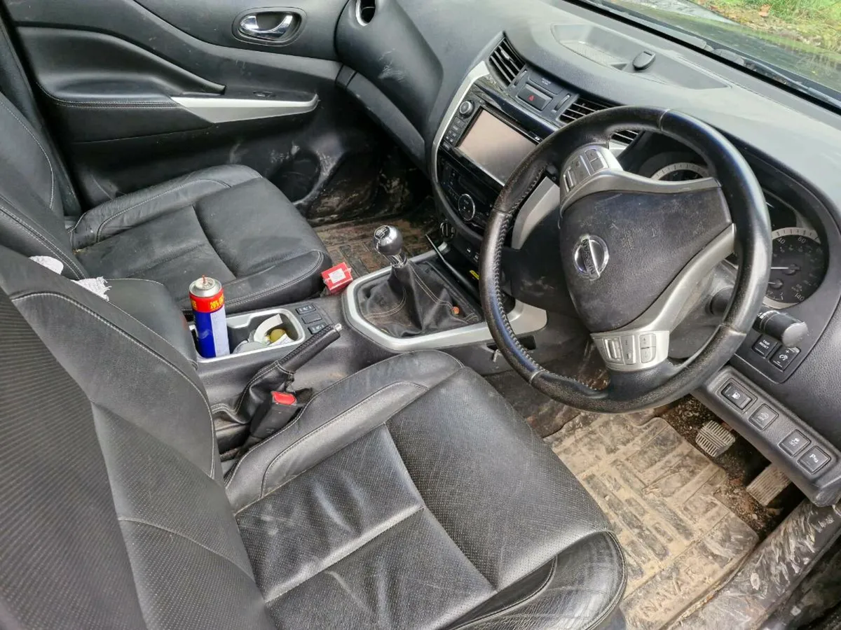 Nissan navara - Image 2