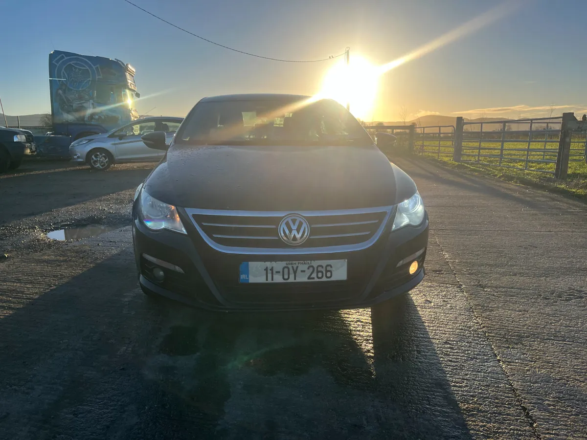 Volkswagen CC 2011 - Image 2