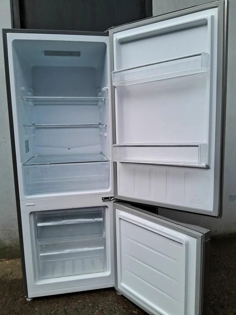 FRIDGE AND FREEZER - Image 3