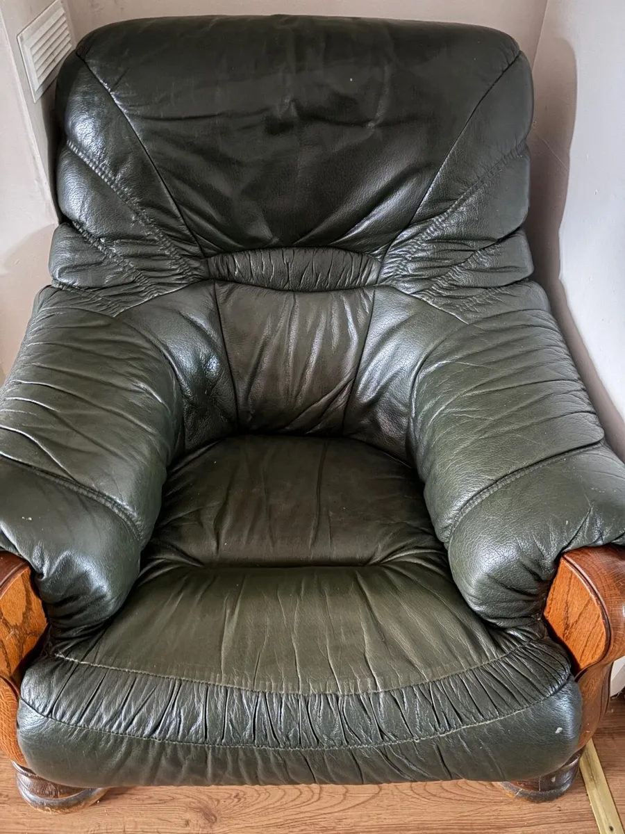 2 Armchairs, €70 each - Image 2