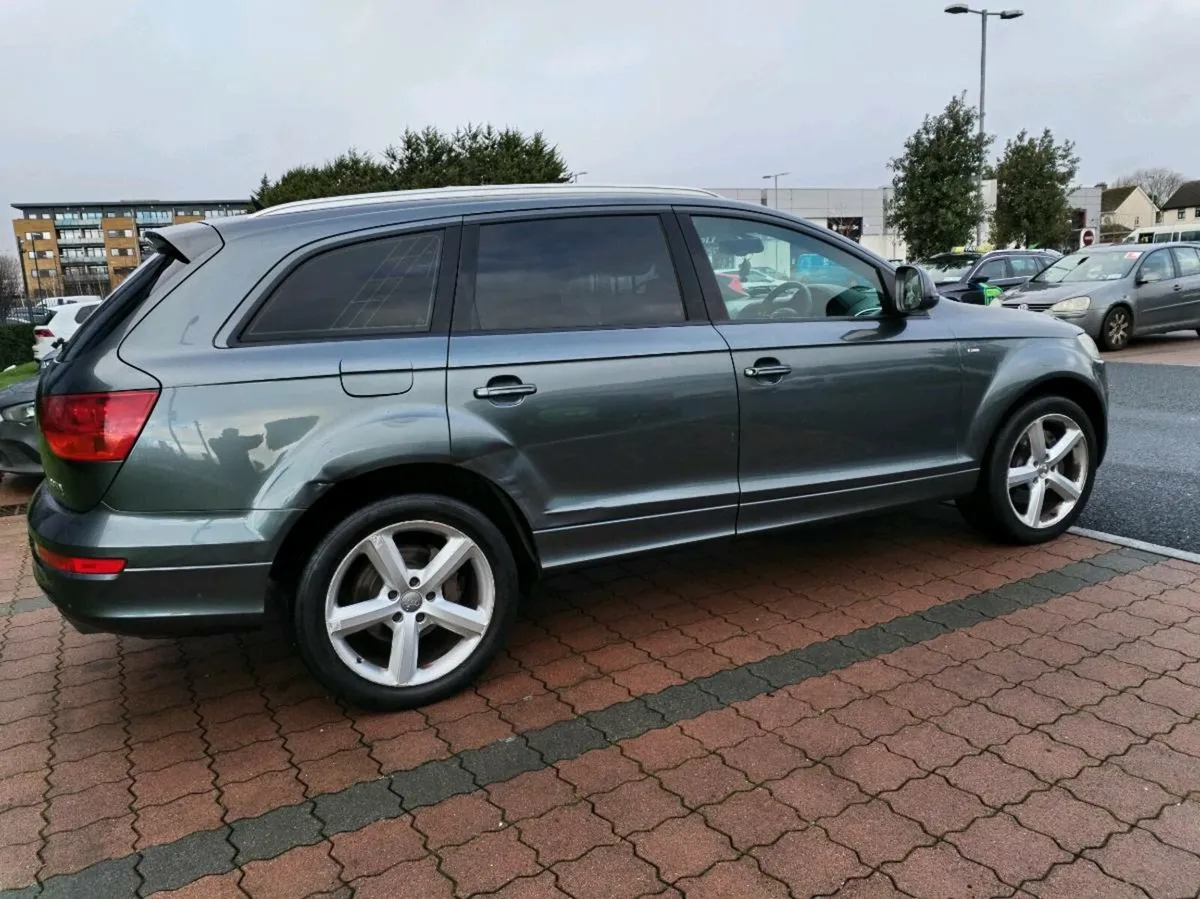 Audi q7 3.0 sline qoatro 7 sefer - Image 1