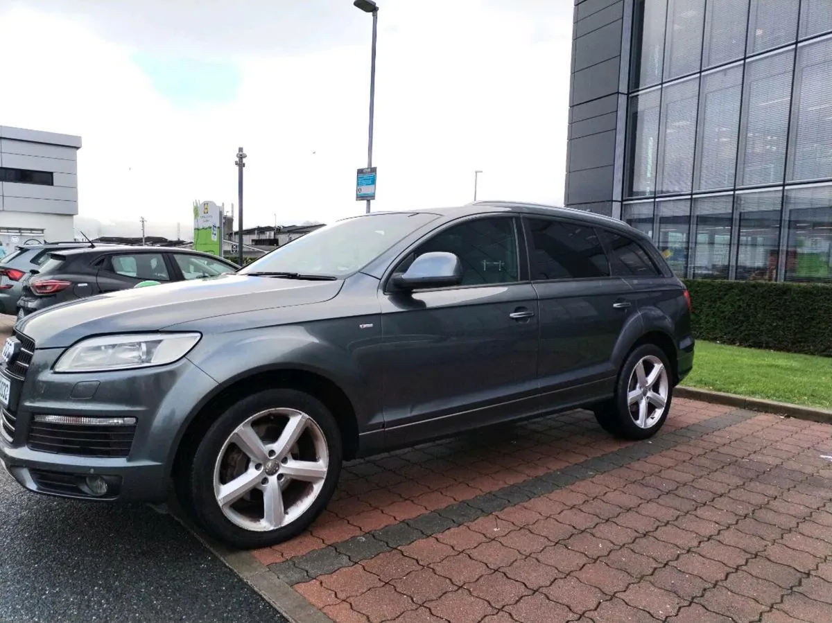 Audi q7 3.0 sline qoatro 7 sefer - Image 2