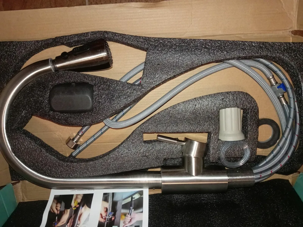 Kitchen faucet - Image 1