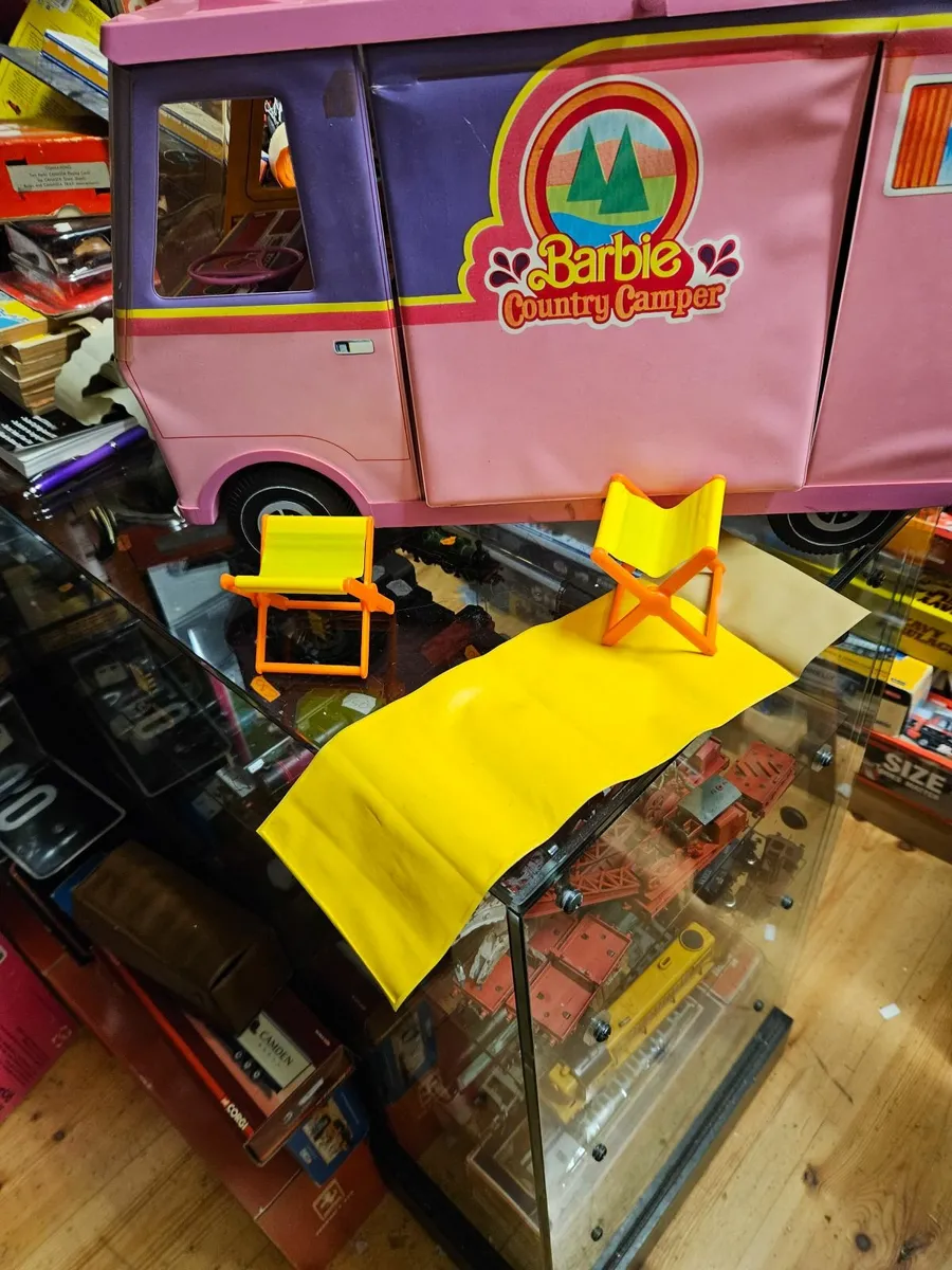Vintage Barbie Camper Van - Image 3