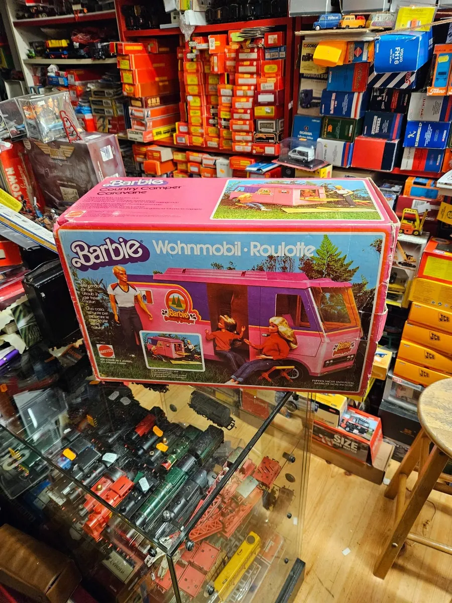 Vintage Barbie Camper Van - Image 1