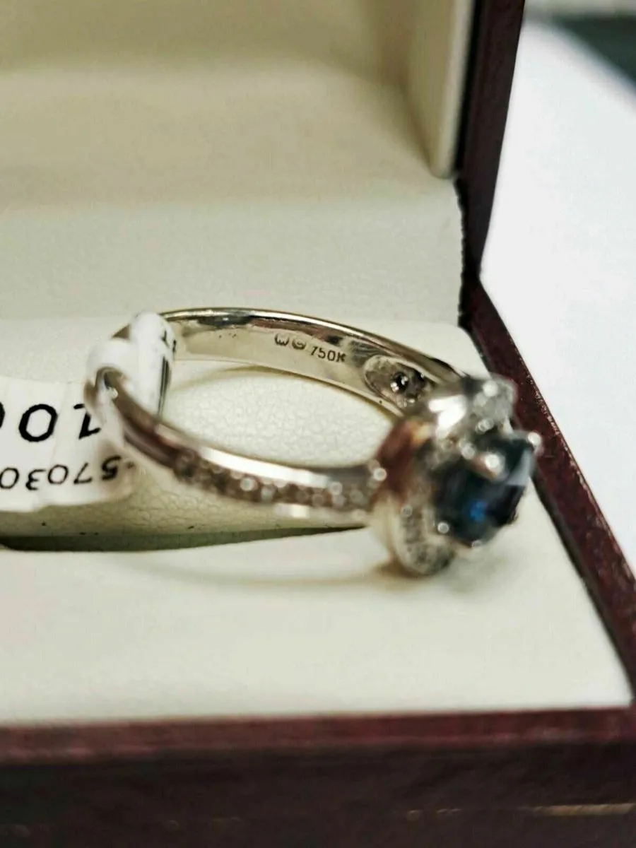 18K White Gold Diamond Shappire 18CT - Image 4