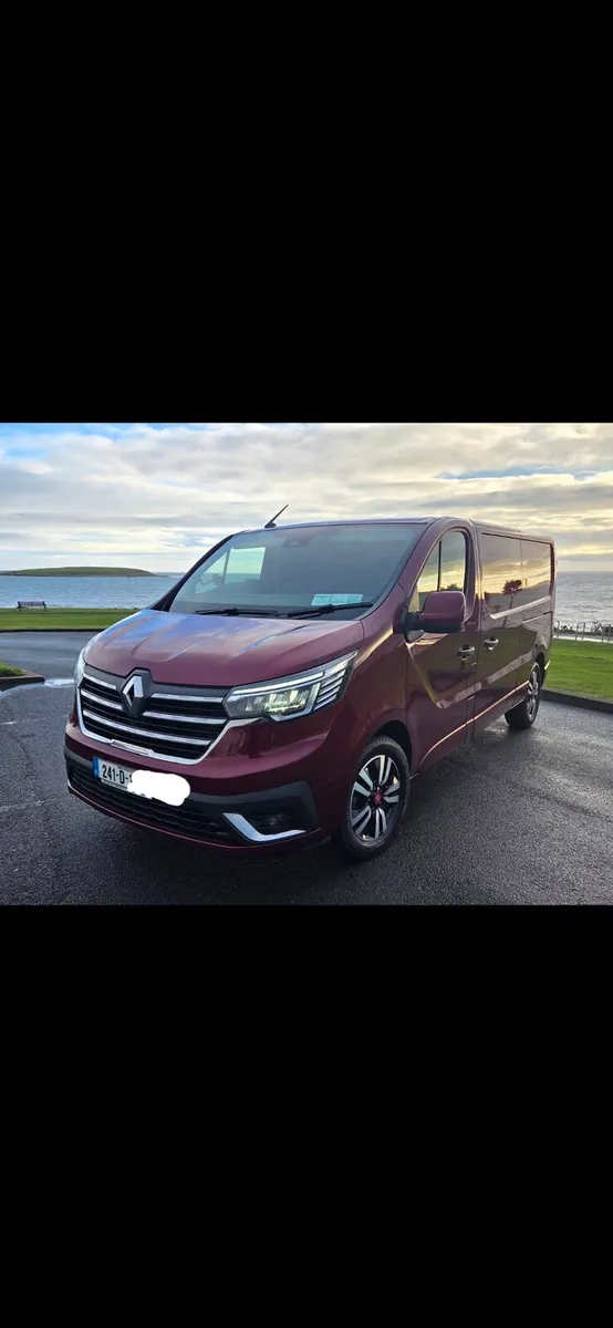 2024 Renault traffic Exclusive Red Addition 150bhp - Image 1