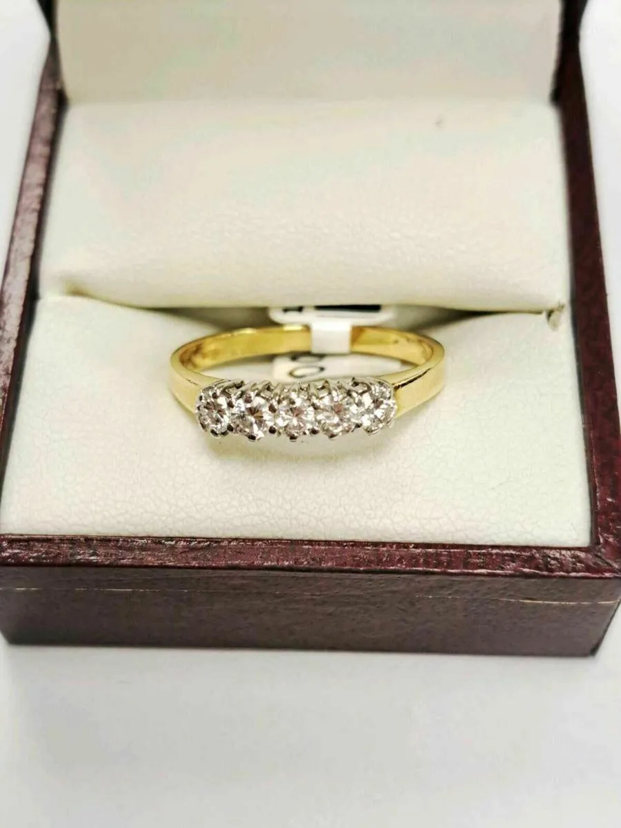 18K Gold Diamond Ring 18CT - Image 1