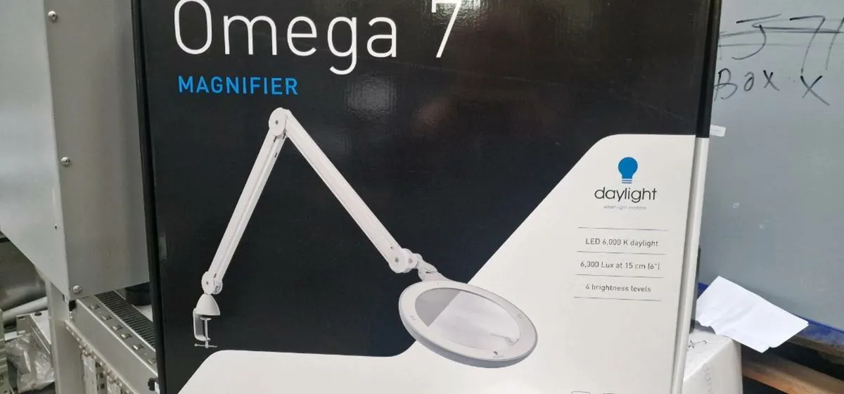 OMEGA 7 Magnifier Lamp - Image 1