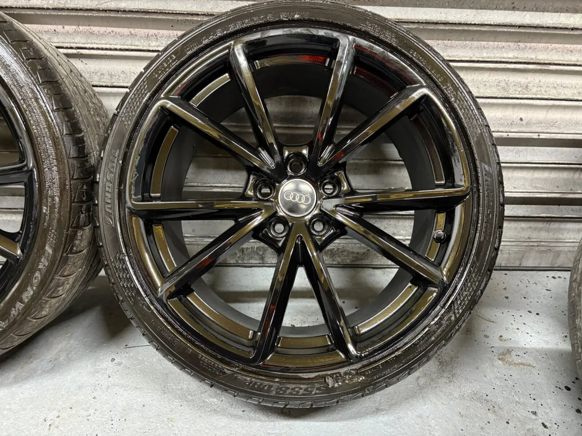 Audi RS4 Alloys 19” - Image 3