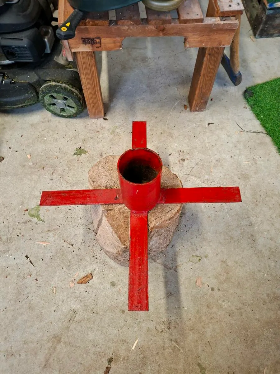 Christmas Tree stand - Image 2