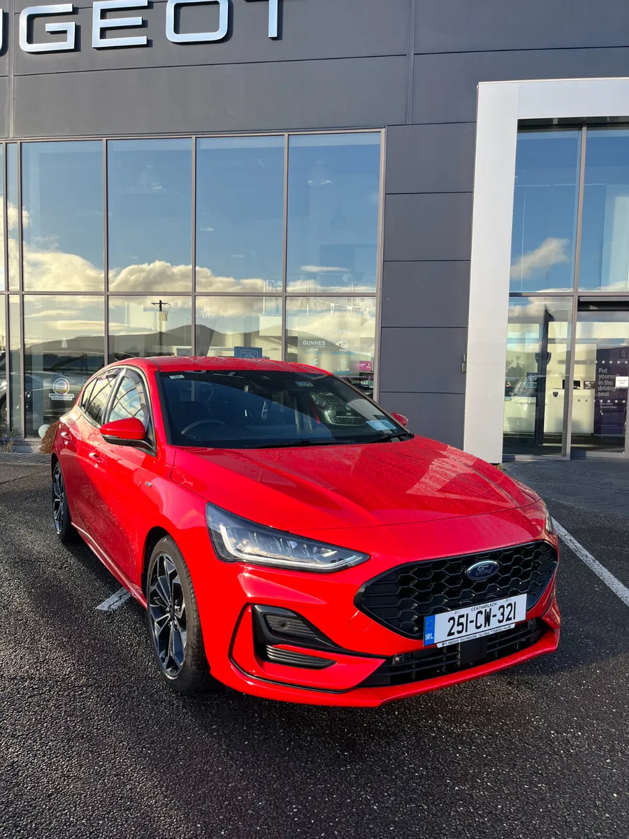 Ford Focus 2025 - Image 1