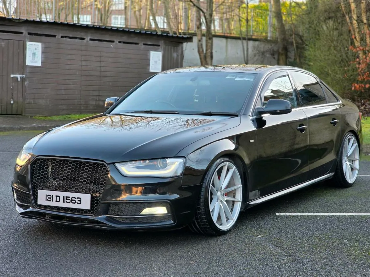 131 AUDI A4 S LINE 2.0 TDI - Image 2