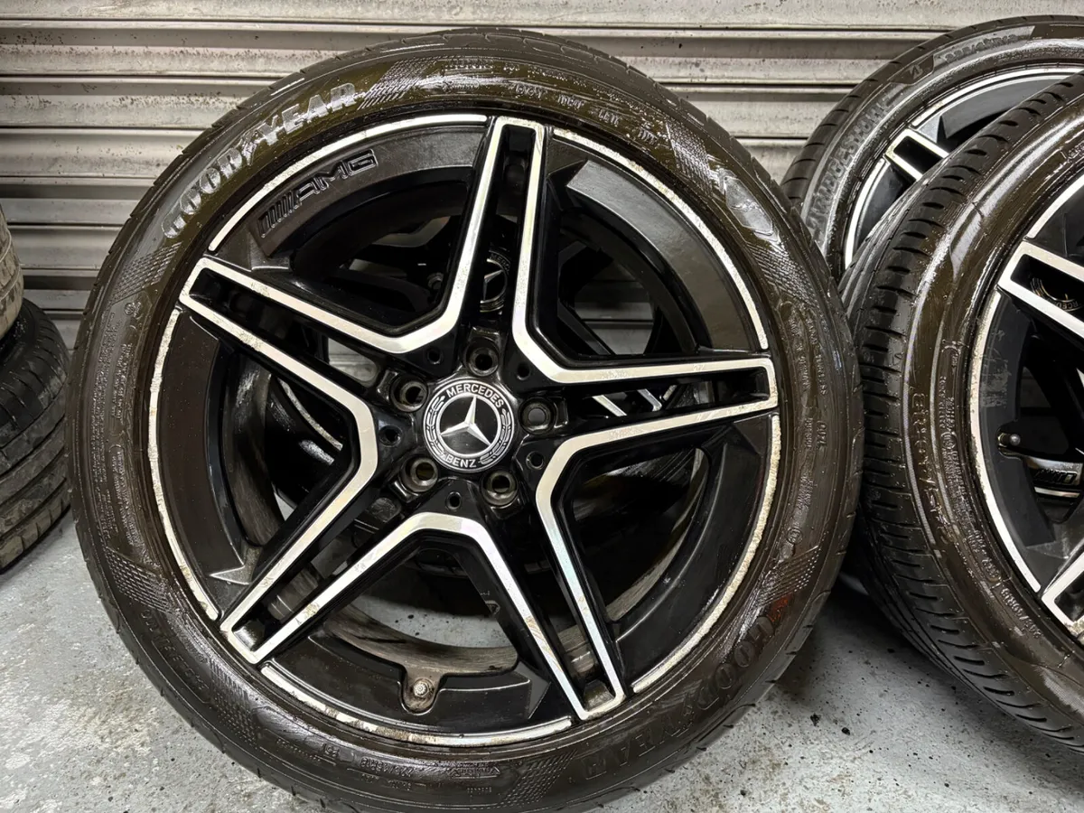 Mercedes C-Class AMG Alloys 18” - Image 3