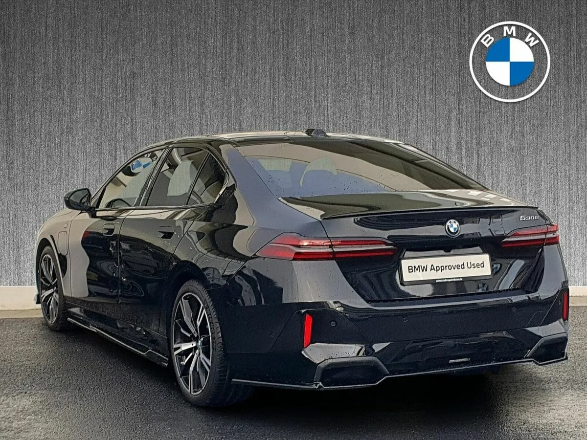 BMW 5-Series 530e M Sport - Image 2
