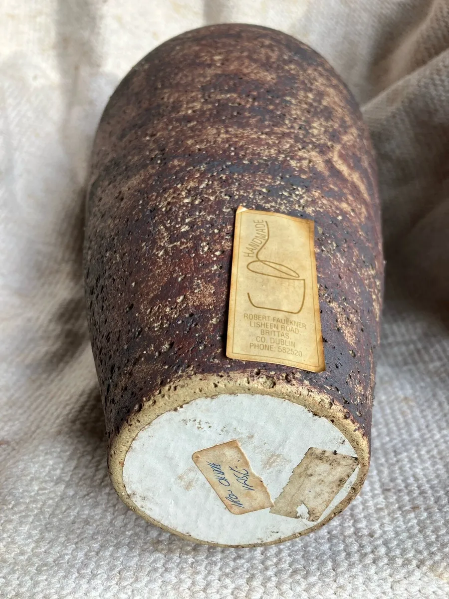 Handmade pottery vase - Image 2