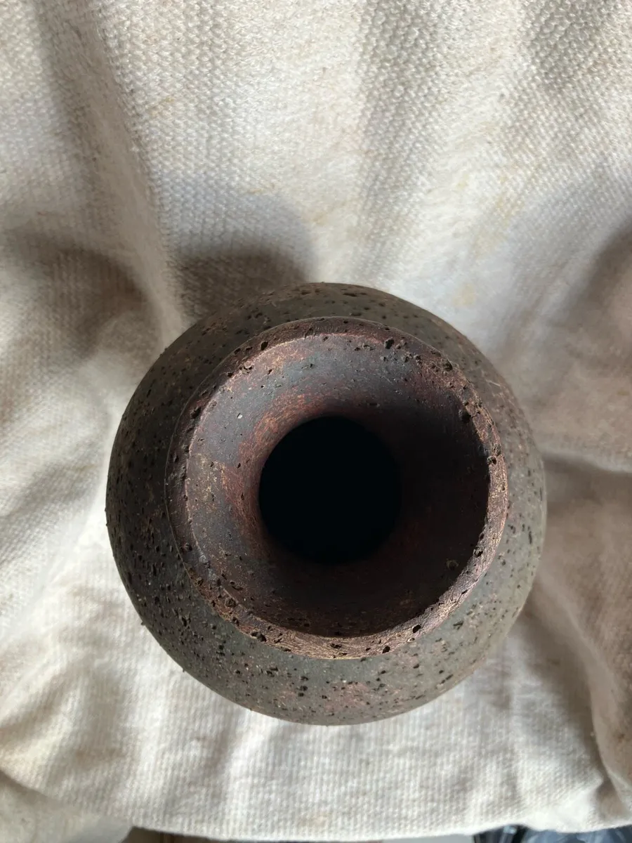 Handmade pottery vase - Image 3