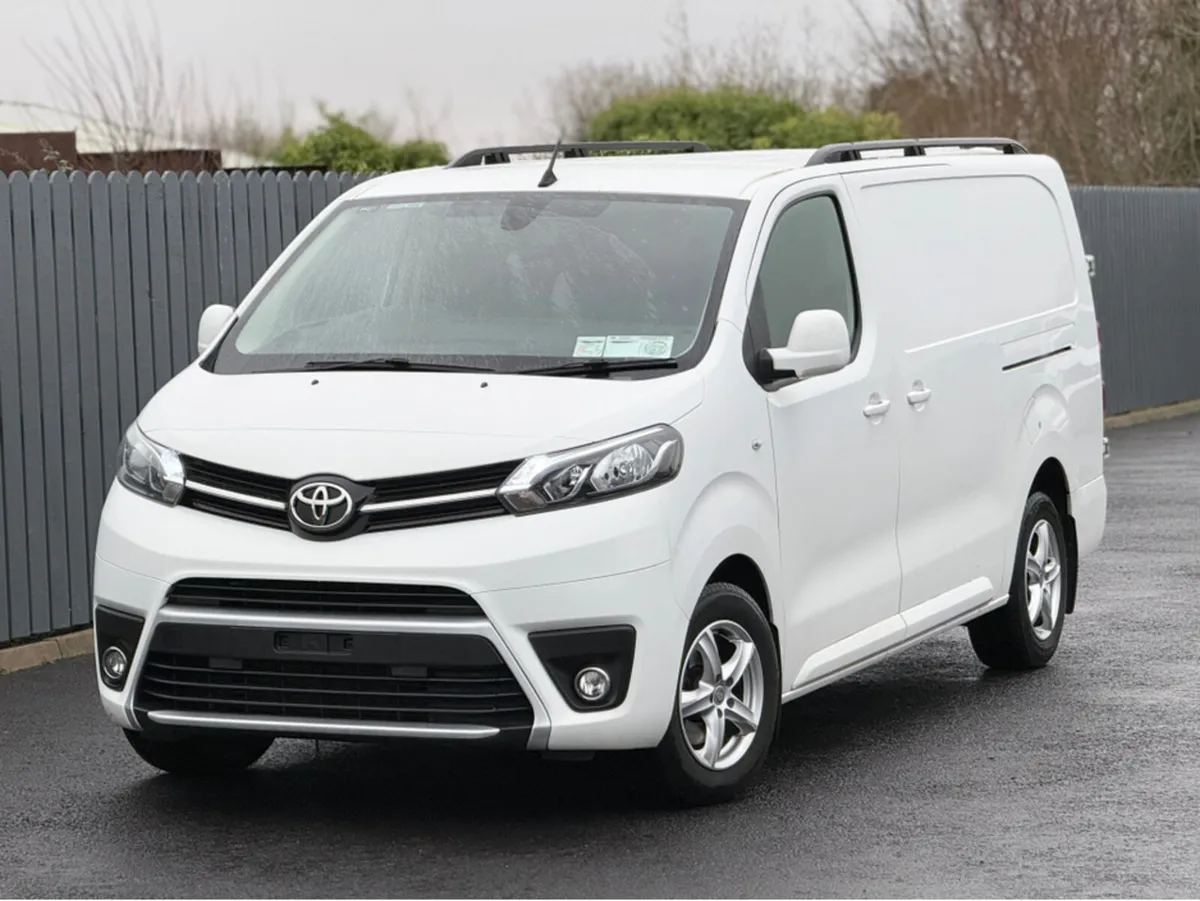 Toyota Proace ONLY 98400 KMS! 2020 TOYOTA PROACE - Image 1