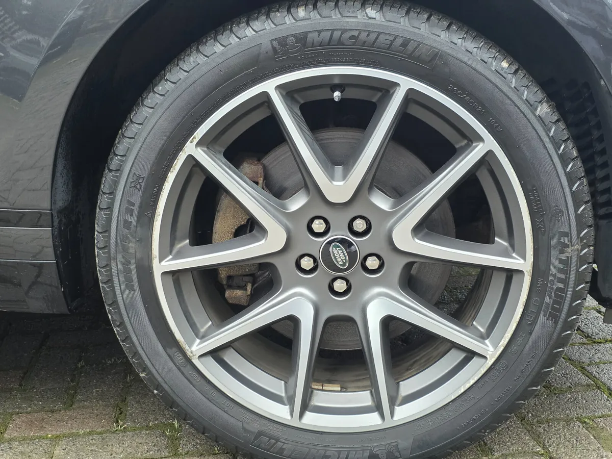 2022 LANDROVER RANGEROVER VELAR P400E HSE R-DYN - Image 4