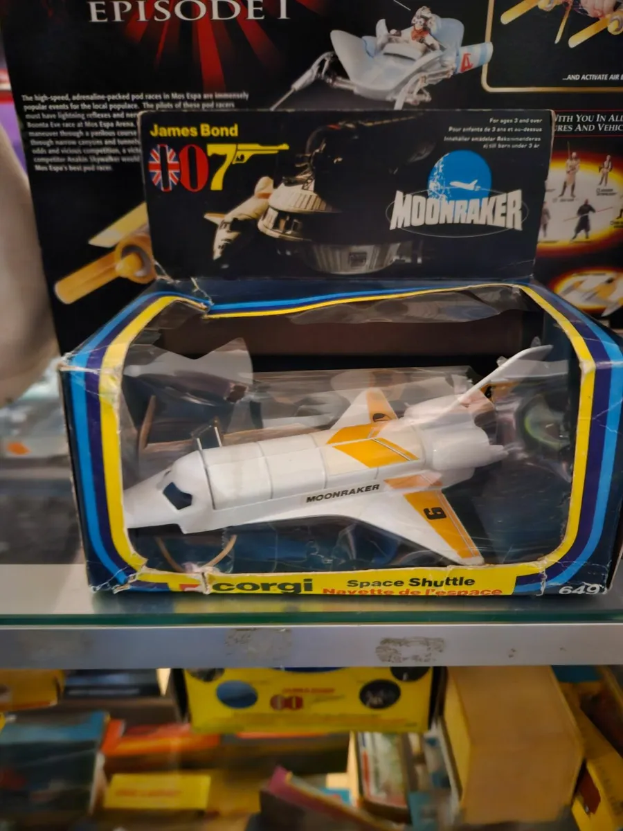 Corgi James Bond Space Shuttle Moonraker - Image 2